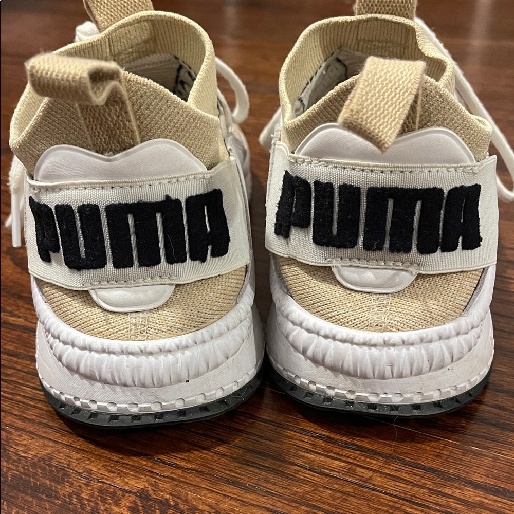 PUMA Women’s Beige and White Sneakers